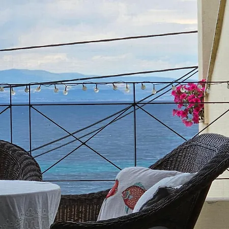 Adam's Place - Cosy By The Sea Holiday home Nea Poteidaia