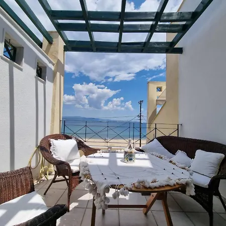 Adam's Place - Cosy By The Sea