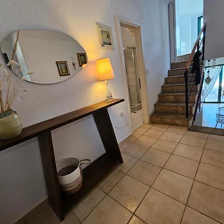 Adam's Place - Cosy By The Sea Casa de Férias