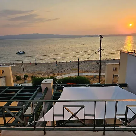 Adam's Place - Cosy By The Sea * Nea Poteidaia